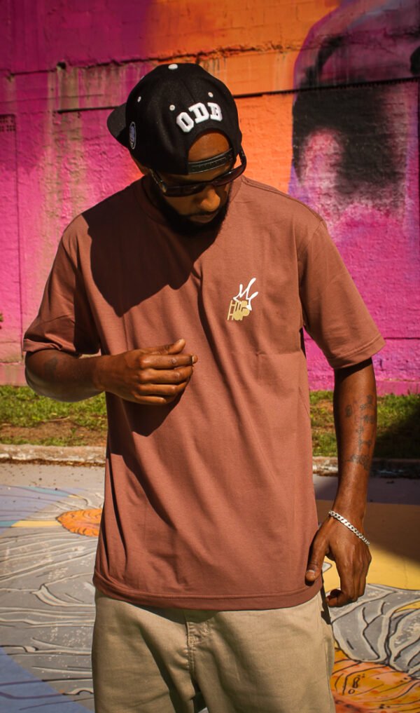 Camiseta Modelo Coroa - Image 10